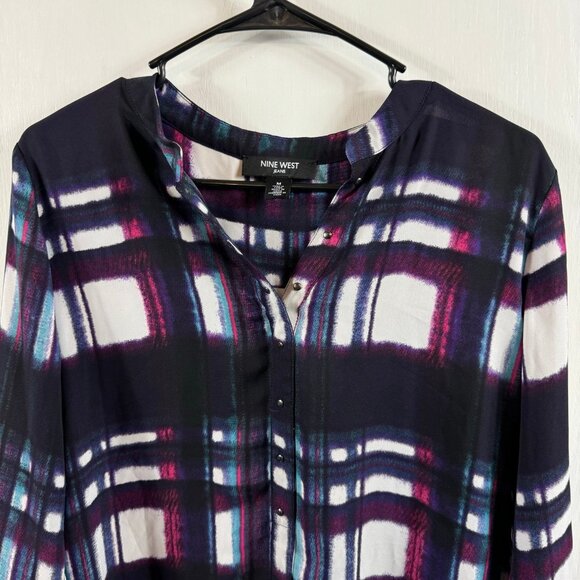 Nine West Abstract Plaid Tunic Top | Long Sleeve V-Neck with Stud Detail | Sz M - Picture 3 of 9